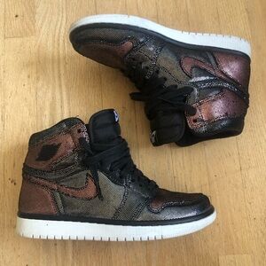 Air 1 Jordan Hi OG Fearless women’s size 7.5